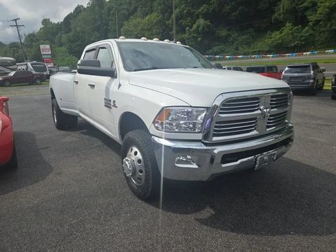 Used 2013 RAM 3500 Big Horn AWD/4WD image 3