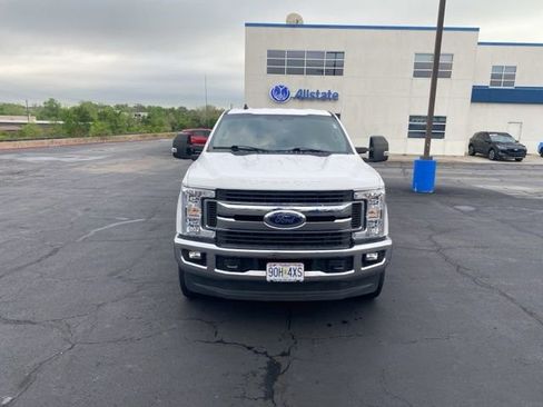 Used 2019 Ford F250 XLT w/ XLT Value Package image 9