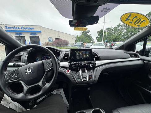 Used 2024 Honda Odyssey Sport image 10