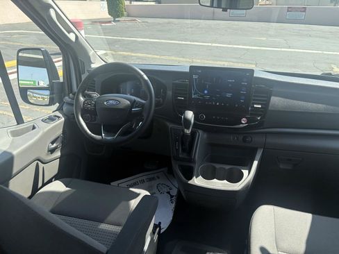 Used 2026 Ford Transit 350 XLT RWD image 30