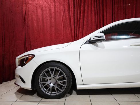 Used 2018 Mercedes-Benz CLA 250 image 5