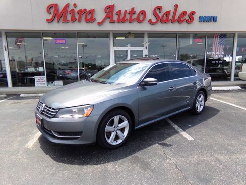 Used 2013 Volkswagen Passat TDI SE FWD image 1