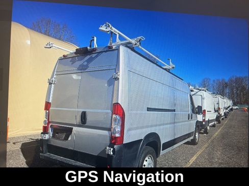 Used 2022 RAM ProMaster 2500 w/ Driver Convenience Group image 3
