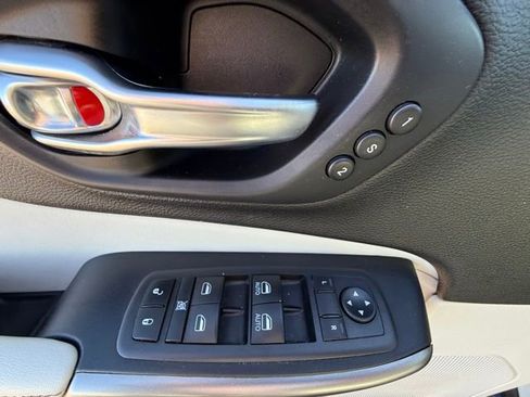 Certified 2020 Jeep Cherokee Limited image 19