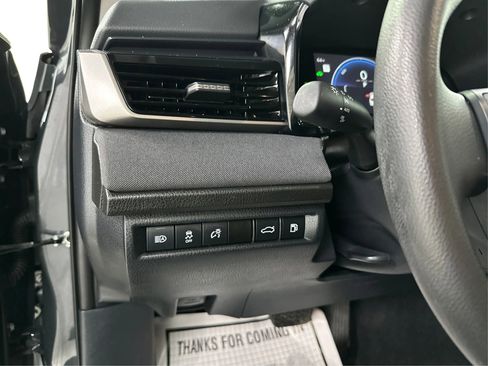 Used 2025 Toyota Camry LE image 17