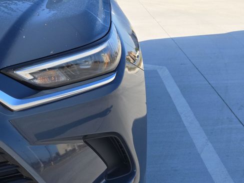 Used 2025 Toyota Grand Highlander FWD image 11