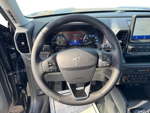Used 2024 Ford Bronco Sport Badlands image 11
