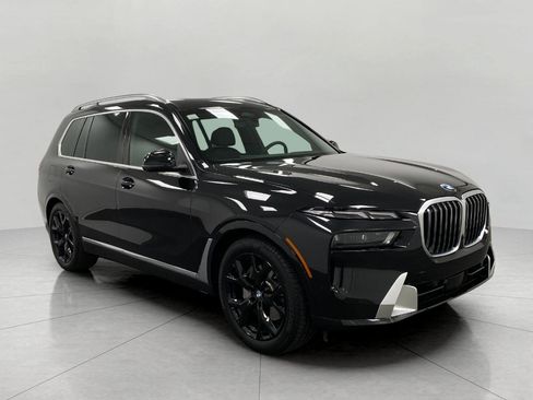 Certified 2025 BMW X7 xDrive40i w/ Premium Package image 1
