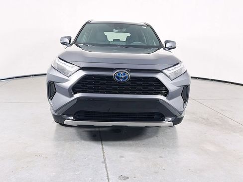 Used 2024 Toyota RAV4 SE AWD/4WD image 2