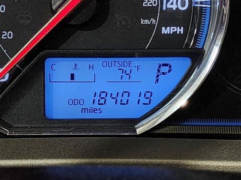Used 2013 Toyota RAV4 Limited AWD/4WD image 20