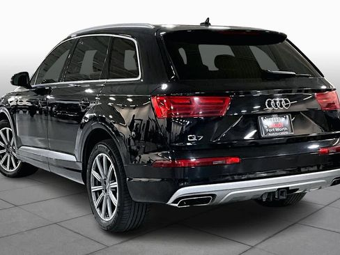 Used 2019 Audi Q7 3.0T Premium w/ Cold Weather Package image 11