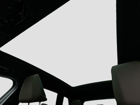 New 2025 BMW X3 xDrive30i w/ Convenience Package image 15