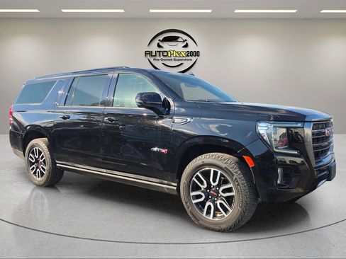 Used 2021 GMC Yukon XL AT4 w/ AT4 Premium Package image 1