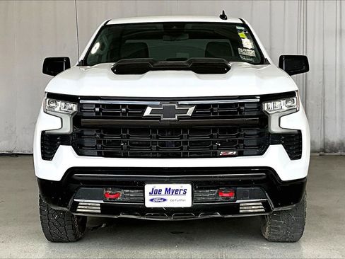 Used 2024 Chevrolet Silverado 1500 LT Trail Boss w/ Protection Package image 3