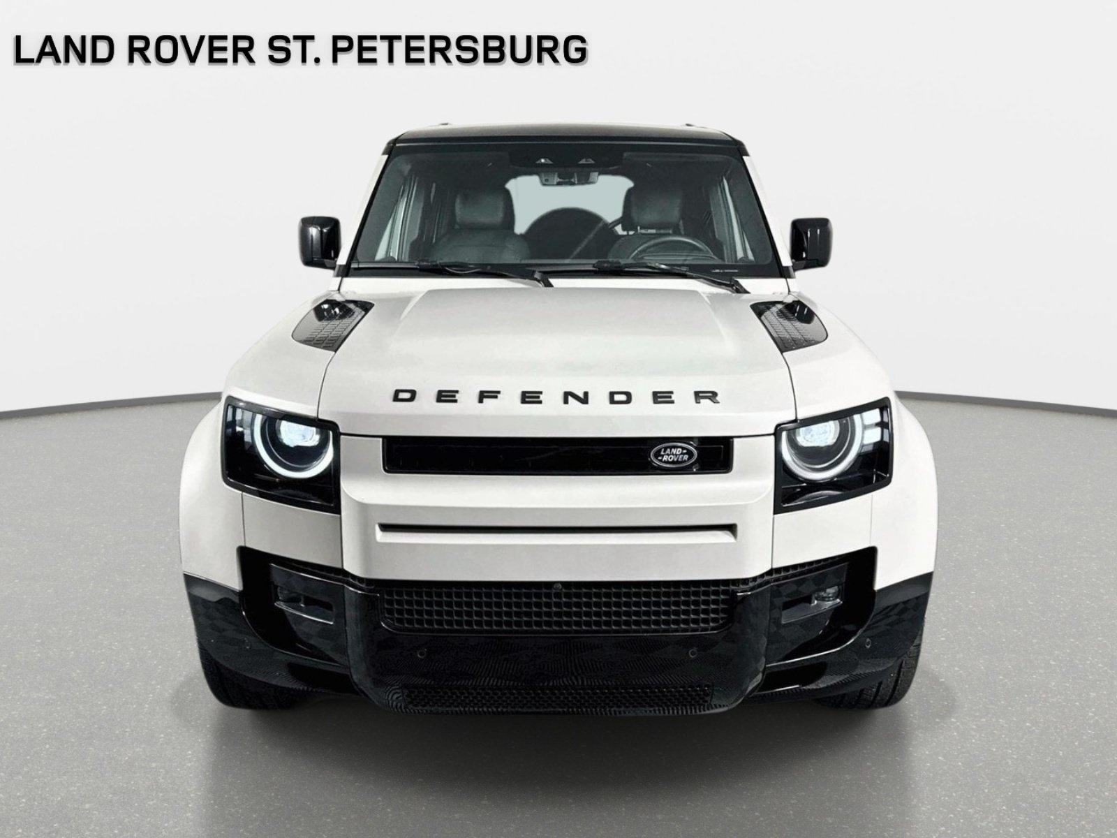 Used 2026 Land Rover Defender 130 X-Dynamic SE AWD/4WD image 2