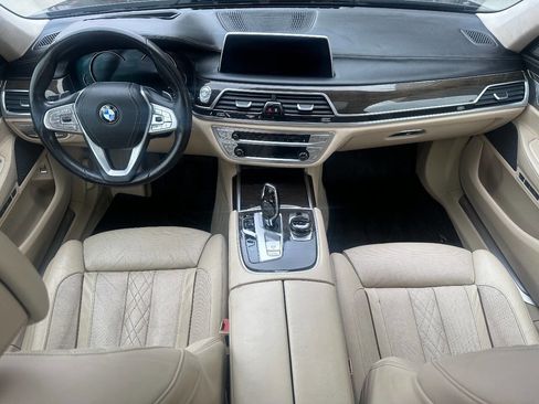 Used 2016 BMW 750i xDrive image 24