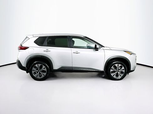 Used 2023 Nissan Rogue SV image 10