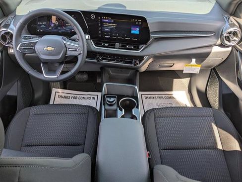 New 2026 Chevrolet Equinox LT image 14