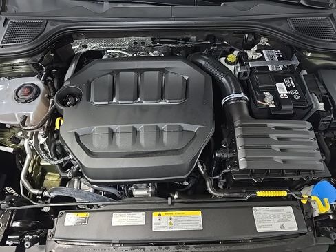 Used 2022 Volkswagen GTI Autobahn FWD image 13