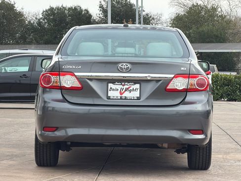 Used 2013 Toyota Corolla LE image 5