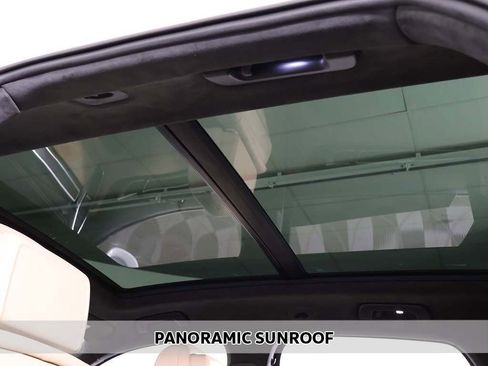 Used 2022 Porsche Cayenne GTS image 4