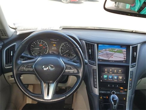 Used 2018 INFINITI Q50 Sport image 11