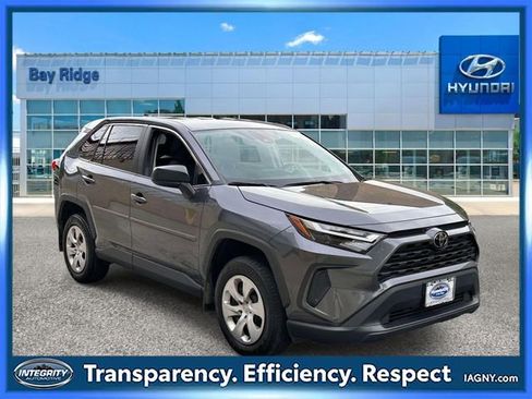 Used 2023 Toyota RAV4 LE AWD/4WD image 1