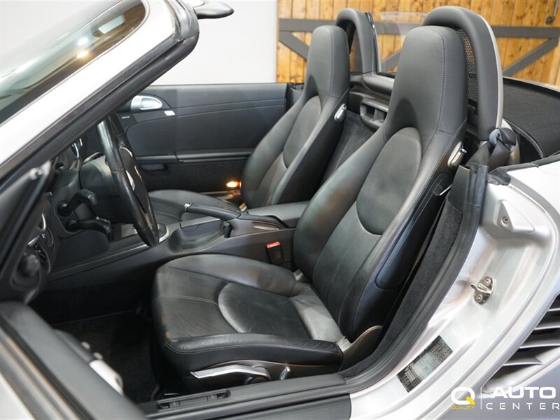 Used 2005 Porsche Boxster S RWD image 15