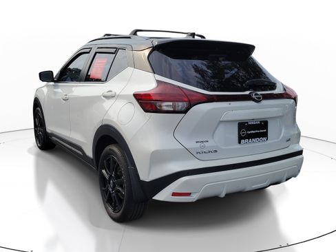 Certified 2023 Nissan Kicks SR FWD image 5