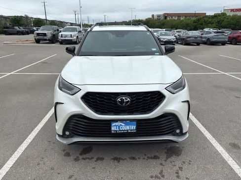 Used 2021 Toyota Highlander XSE image 8