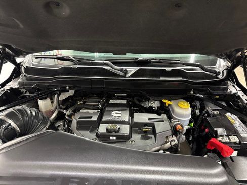 Used 2022 RAM 3500 Tradesman image 37