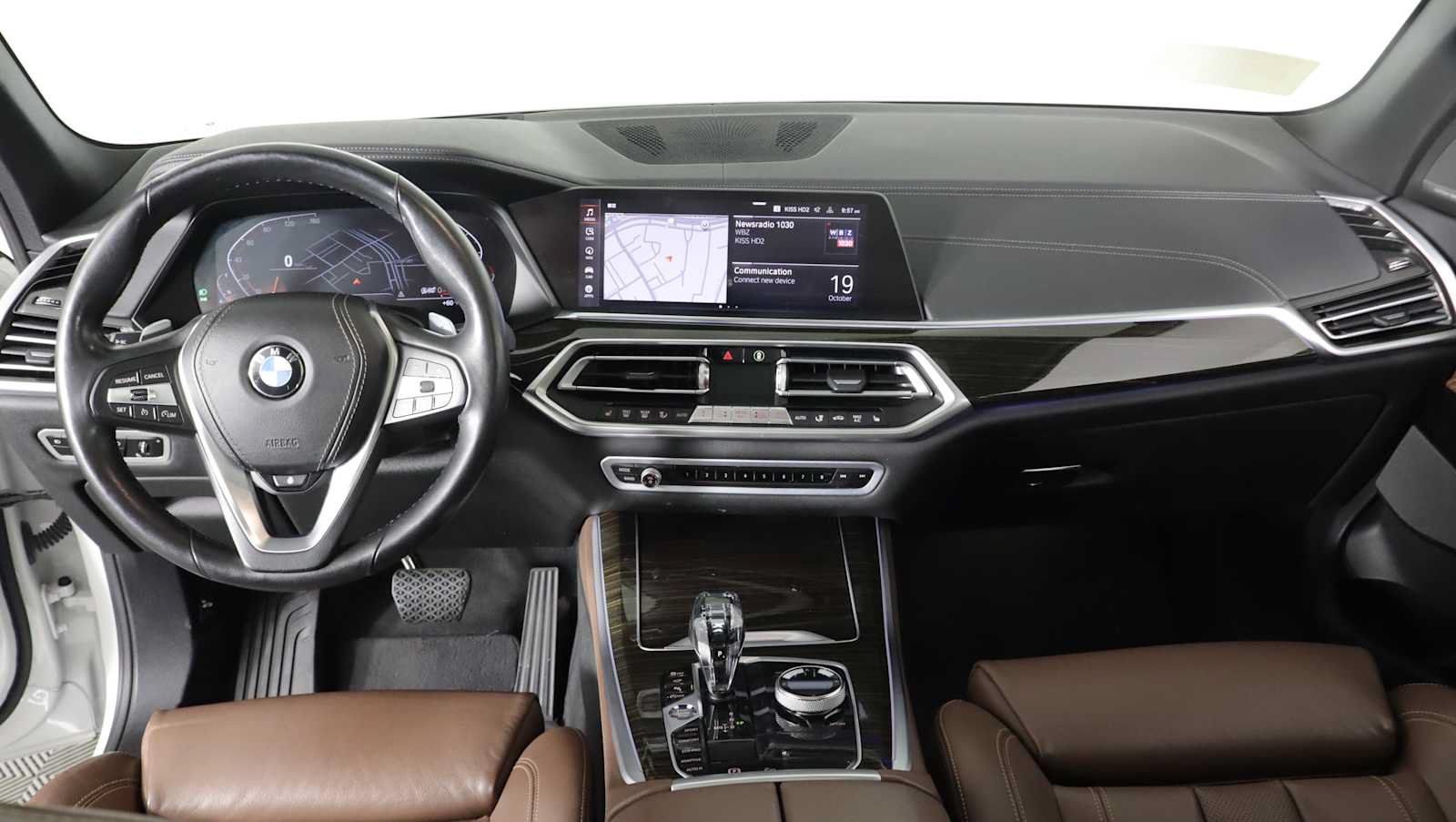 Used 2020 BMW X5 xDrive40i w/ Premium Package AWD/4WD image 16