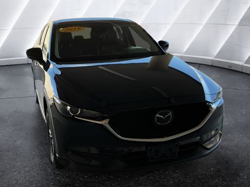 Used 2019 MAZDA CX-5 Touring image 3