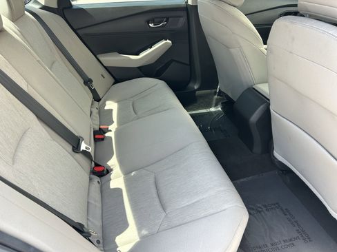 Certified 2023 Honda Accord EX image 11