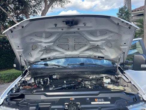 Used 2020 Ford F350 XL w/ Power Equipment Group image 17