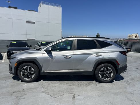 Used 2025 Hyundai Tucson SEL FWD image 3