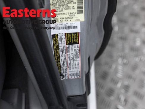 Used 2019 Nissan Frontier S image 34