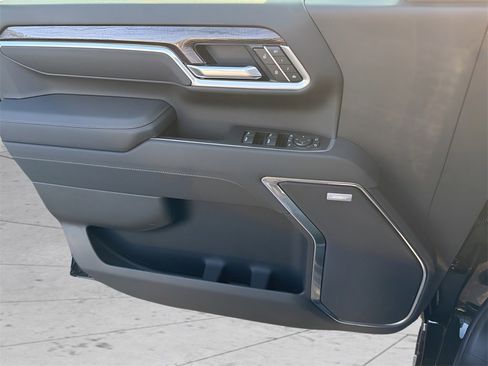 New 2026 Chevrolet Silverado 2500 LTZ w/ LTZ Convenience Package image 21