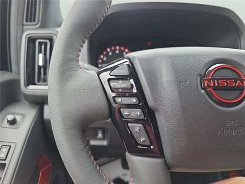 New 2026 Nissan Frontier PRO-4X w/ Pro-4x Convenience Package image 20