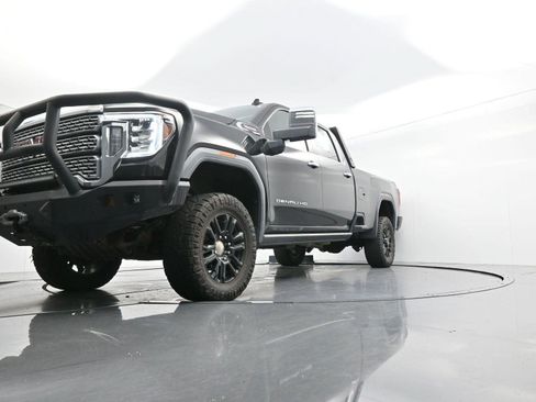Used 2021 GMC Sierra 3500 Denali w/ Denali Black Diamond Edition AWD/4WD image 43