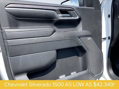 Used 2023 Chevrolet Silverado 1500 LTZ AWD/4WD image 23
