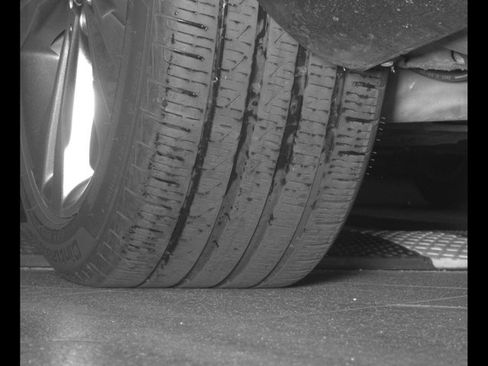 Used 2019 Mercedes-Benz C 300 Sedan image 16