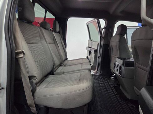 Used 2017 Ford F250 XLT w/ XLT Value Package image 9