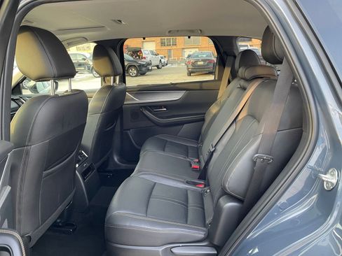 Used 2025 MAZDA CX-70 3.3 Turbo w/ Preferred Package image 27