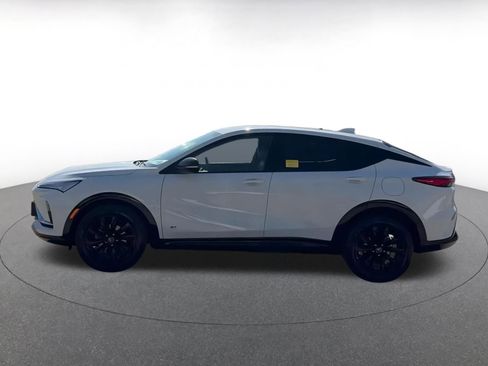 Used 2025 Buick Envista Sport Touring image 9