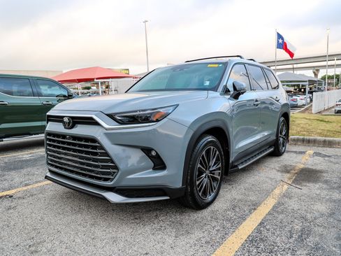 Certified 2026 Toyota Grand Highlander AWD Hybrid image 1