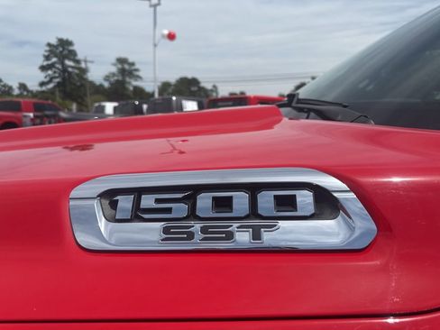 Used 2025 RAM 1500 Big Horn AWD/4WD image 10