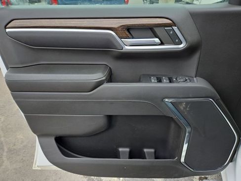 Used 2023 GMC Sierra 1500 Elevation image 18