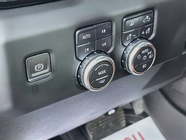 Used 2024 GMC Sierra 1500 Denali Ultimate AWD/4WD image 10