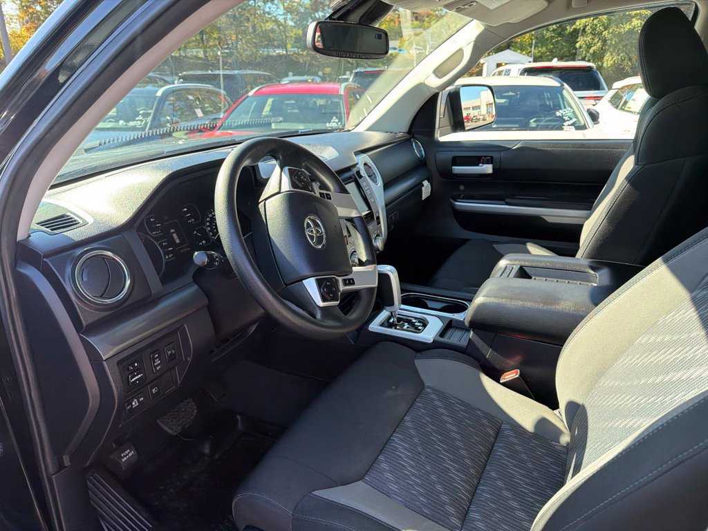 Used 2018 Toyota Tundra SR5 w/ TRD Off Road Package AWD/4WD image 19